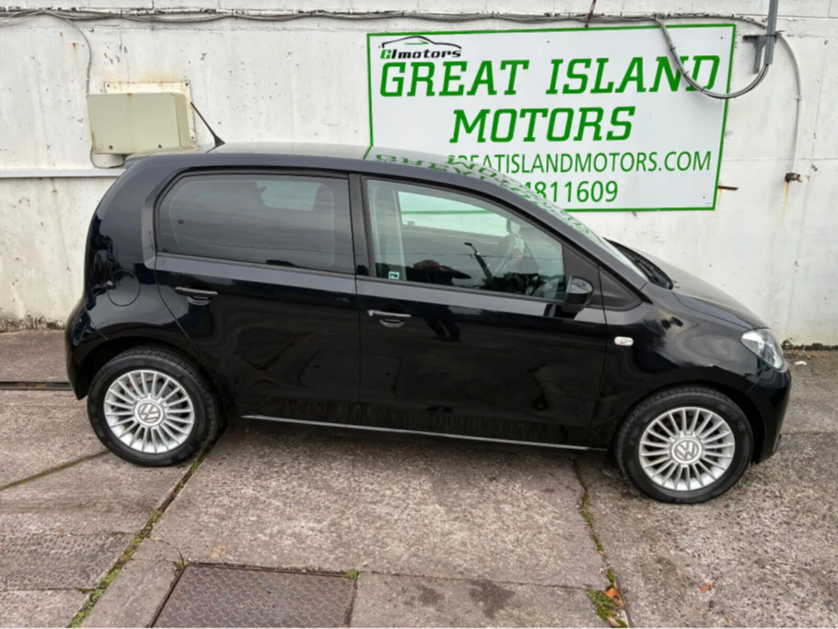 Volkswagen up! 1.0i Petrol High Up Automatic - Image 4
