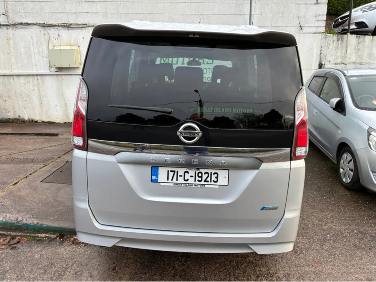 Nissan Serena 2.0i HYBRID 8 SEATER PETROL AUTOMATI - Image 5