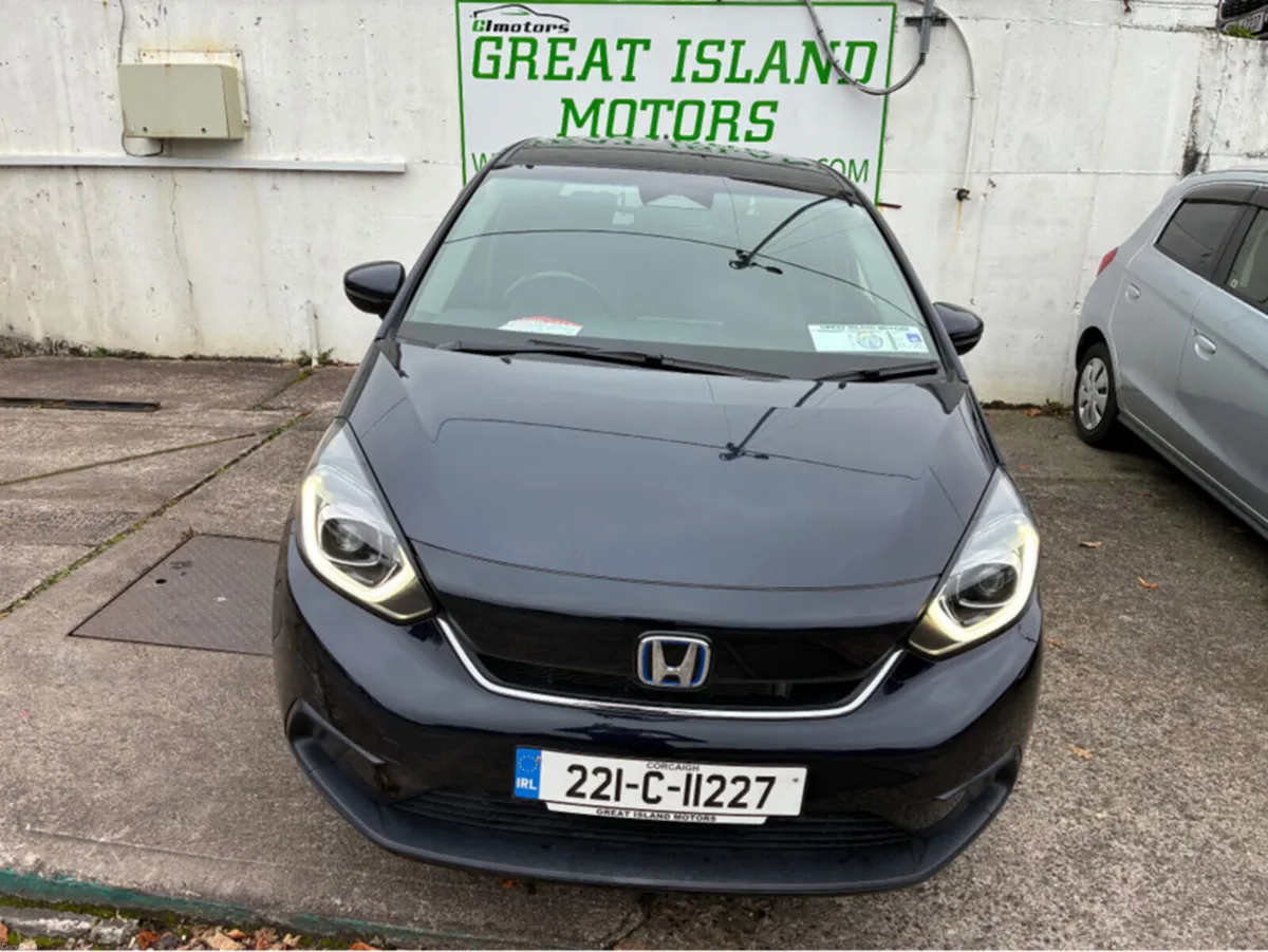 Honda Fit 1.5i Petrol Hybrid Automatic - Image 5
