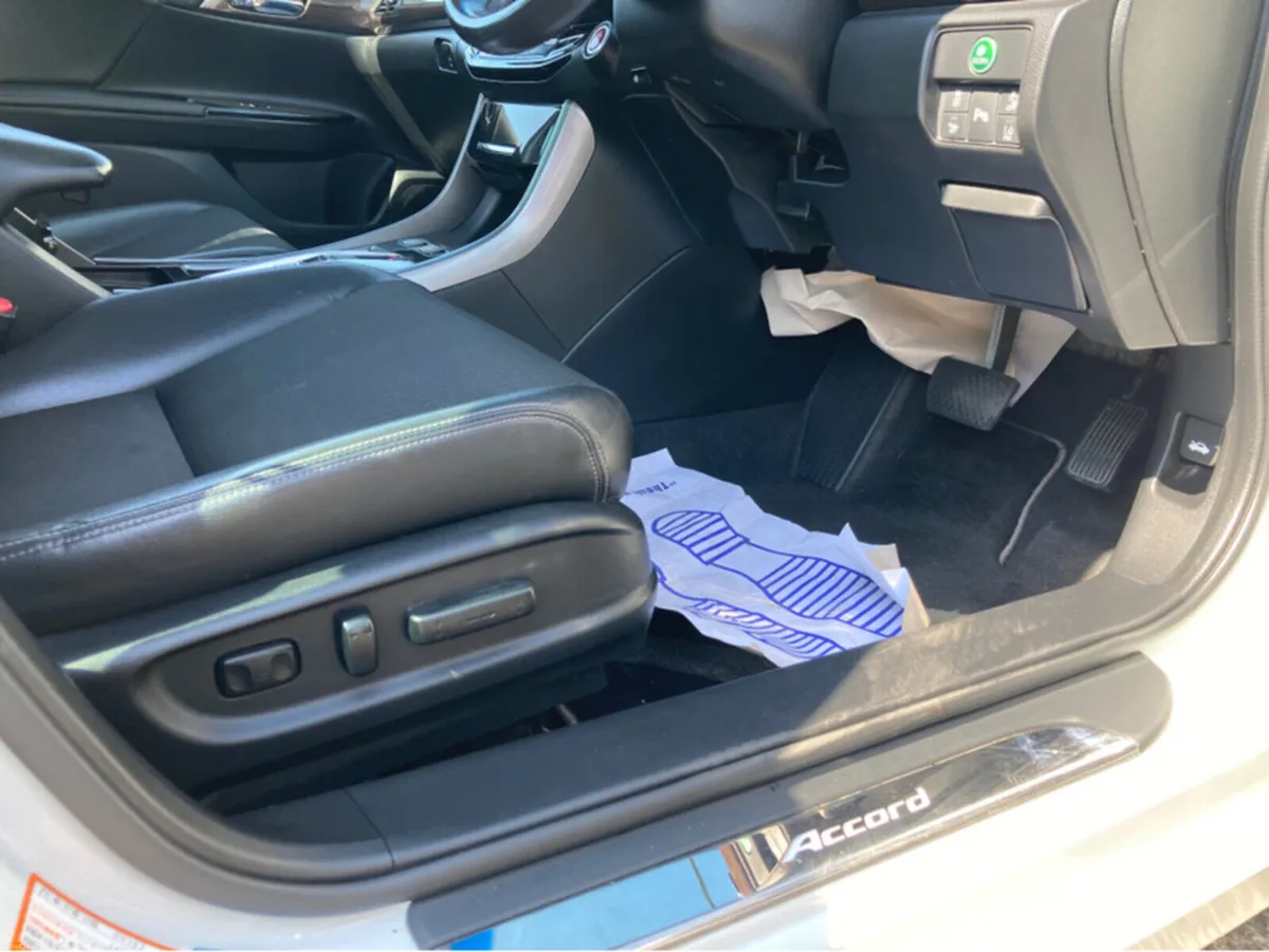 Honda Accord 2.0i PETROL HYBRID EX MODEL - Image 6