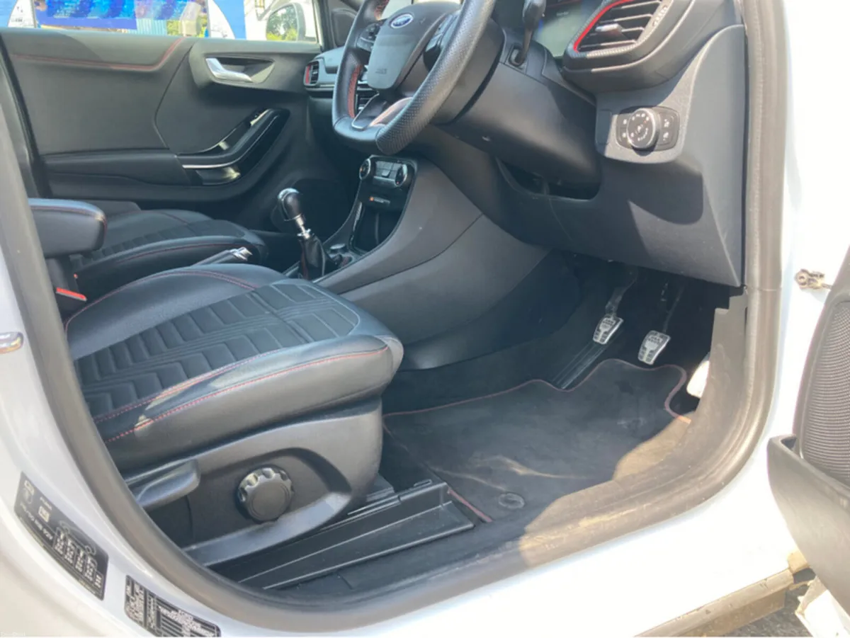 Ford Puma 1.0 ST-LINE X MHEV 125PS 5DR - Image 6