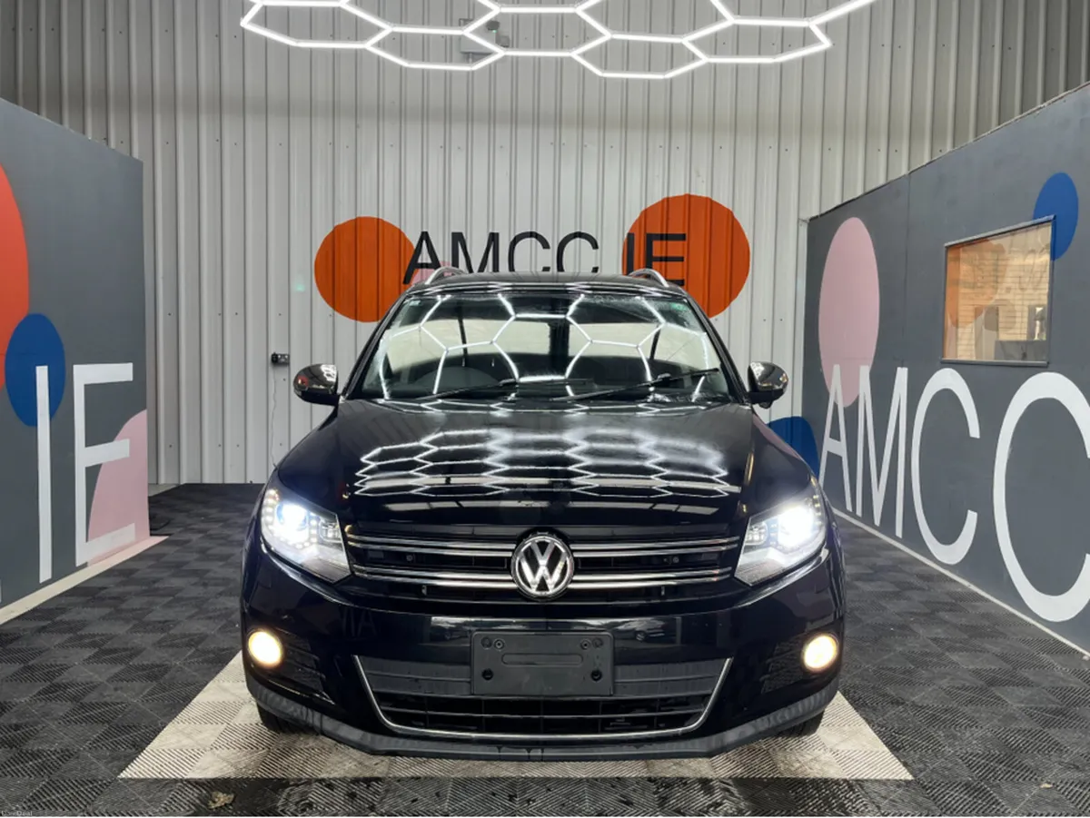 Volkswagen Tiguan 2015 VOLKSWAGEN TIGUAN AUTOMATIC - Image 2