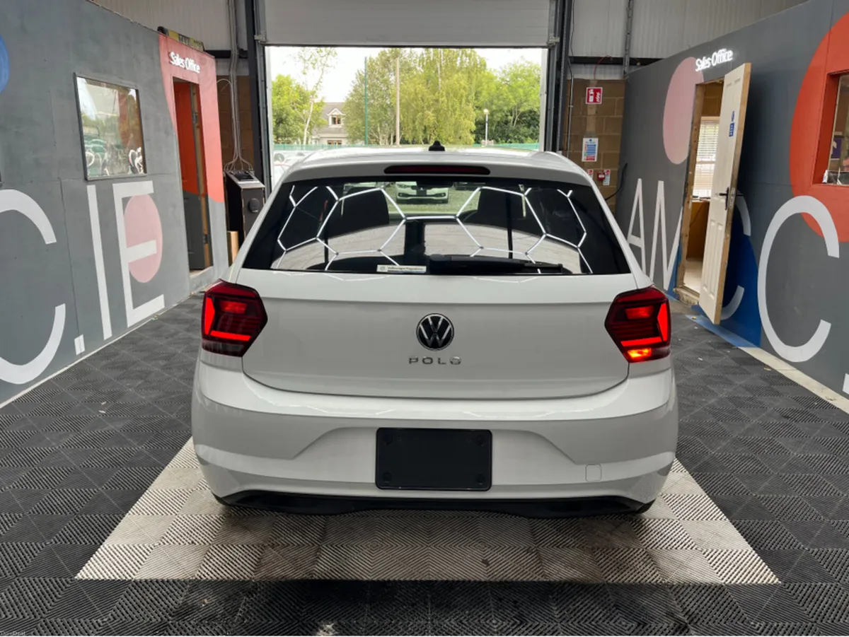 Volkswagen Polo POLO AUTOMATIC 1.0 TSI COMFORT LIN - Image 5