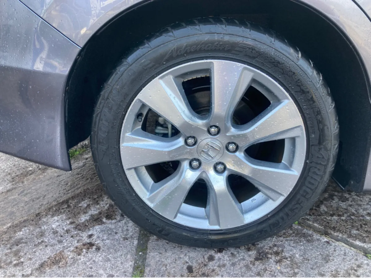 Honda Jade 1.5i HYBRID X MODEL AUTOMATIC - Image 6