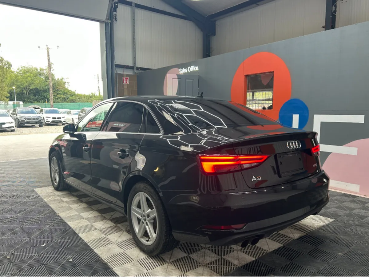 Audi A3 A3 SALOON AUTOMATIC 1.4 TFSI / 38k KMs / R - Image 4