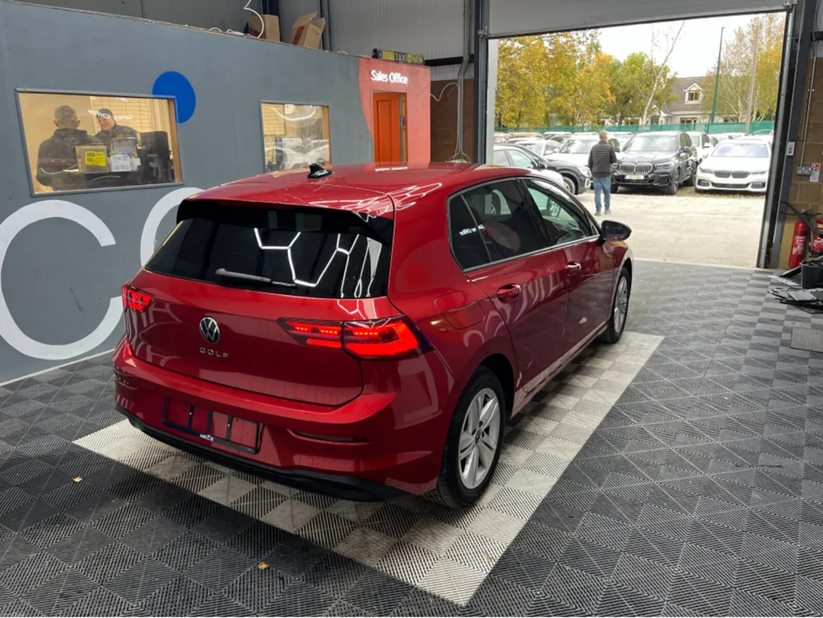 Volkswagen Golf ONLY €30950! 2023 VOLKSWAGEN GOLF - Image 2