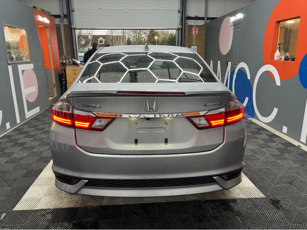 Honda Grace €16950! 2020 HONDA GRACE HYBRID LX SEN - Image 3