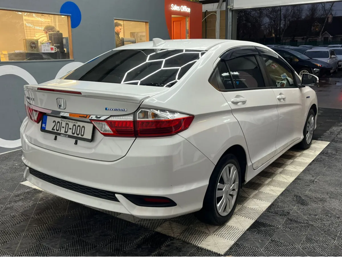 Honda Grace €16950! 2020 HONDA GRACE HYBRID REVERS - Image 2
