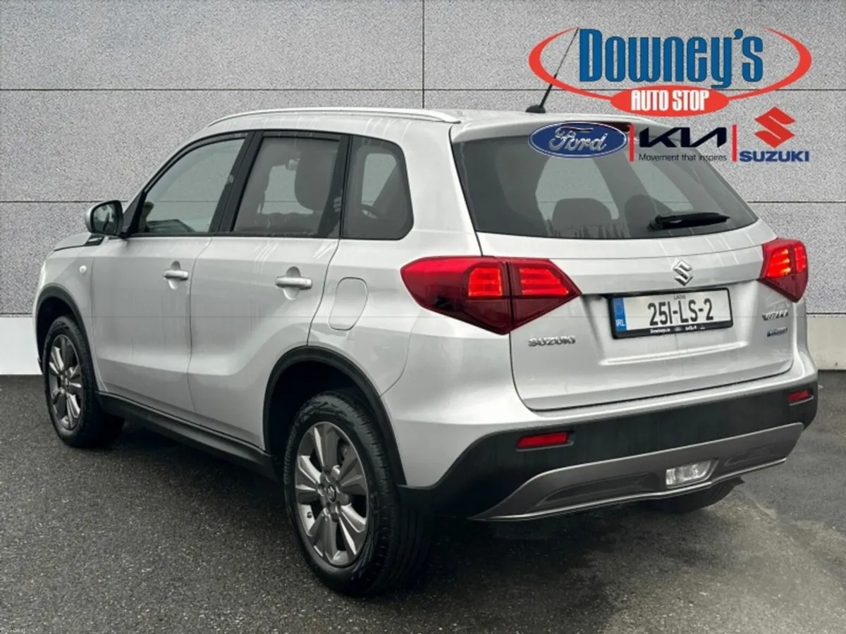 Suzuki Vitara 1.4 PETROL - Image 4