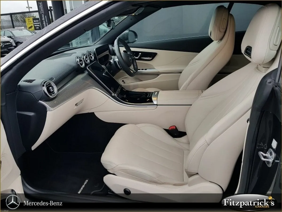 Mercedes-Benz CLE CLE 220 D Cabriolet AMG Line Plu - Image 4