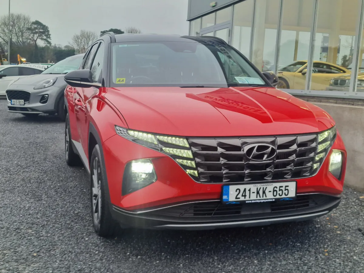 Hyundai Tucson Executive Plus TWO Tone 5DR 1.6D*QU - Image 2