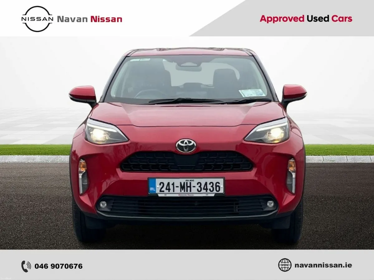 Toyota Yaris Cross 1.5 Hybrid Luna - Image 3