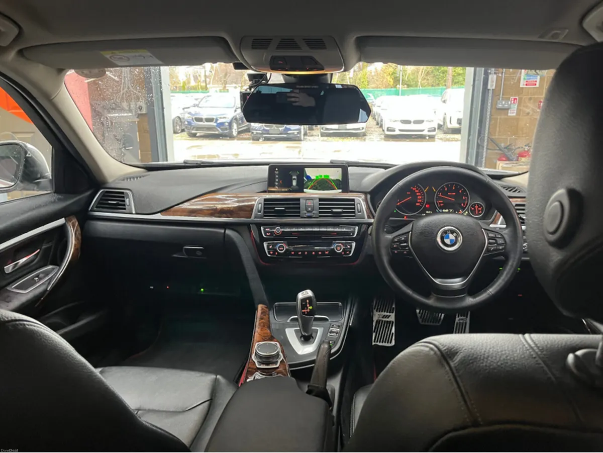 BMW 3-Series €22950! 2019 320d Estate Luxury Autom - Image 5