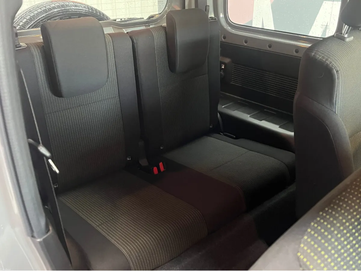 Suzuki Jimny €25950! 2023 Suzuki Jimny Manual Heat - Image 5