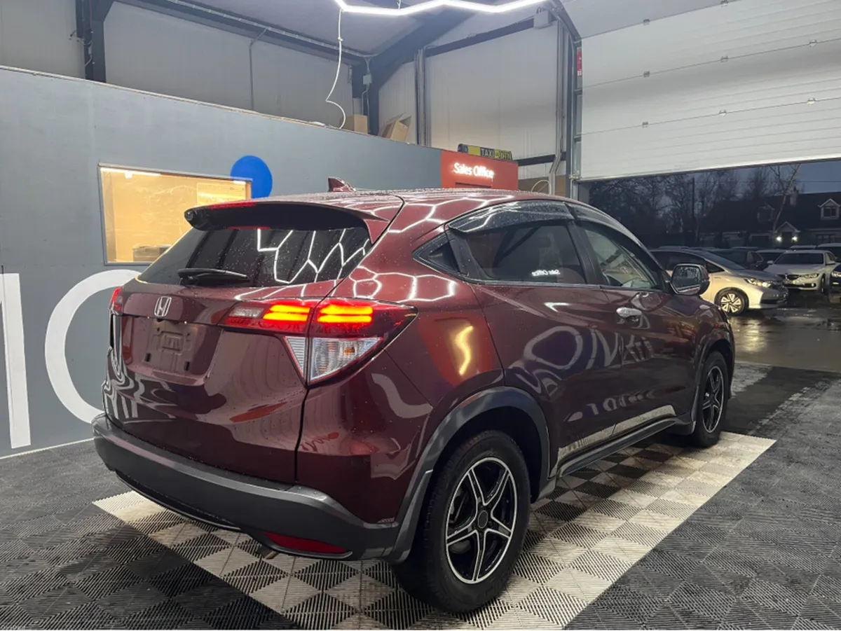 Honda Vezel €15950! 2015 HONDA VEZEL HYBRID X 1.5 - Image 2