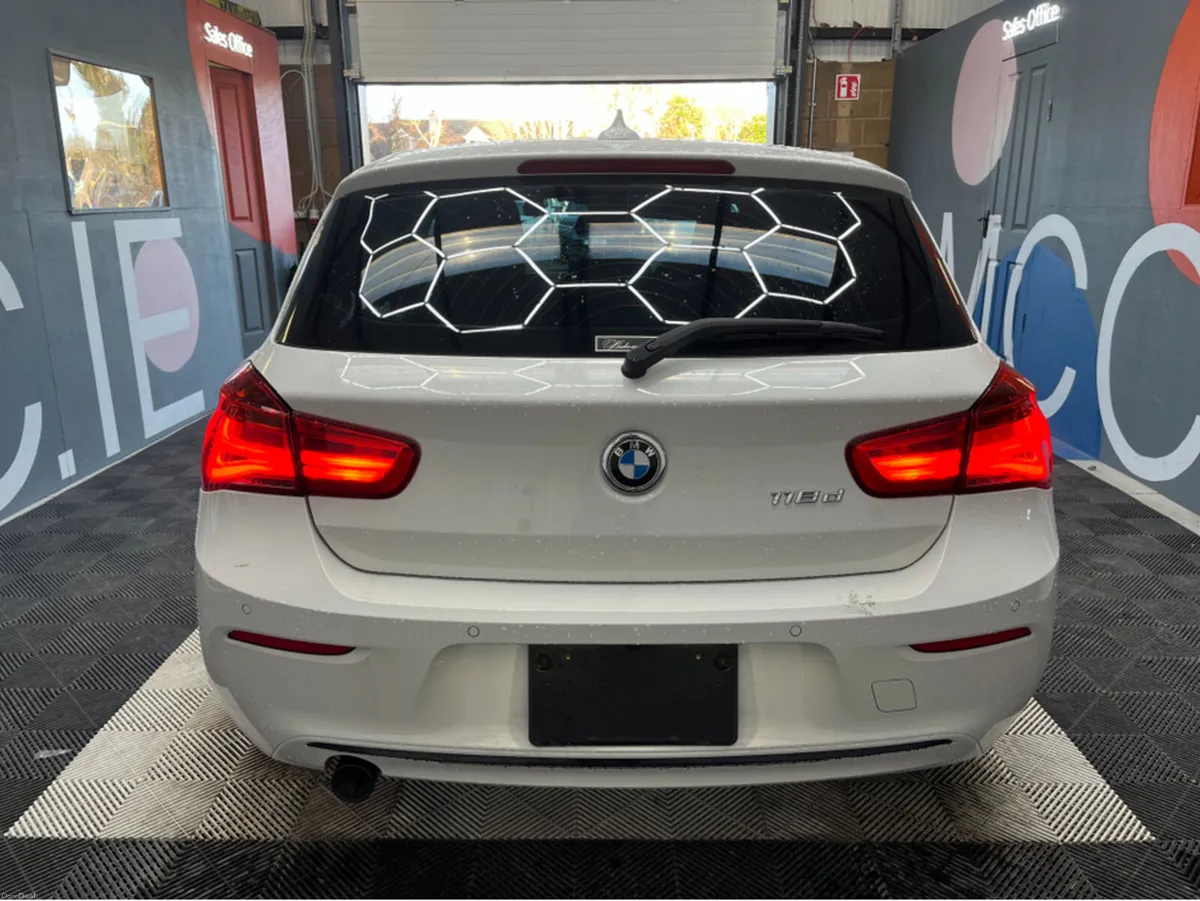BMW 1-Series €15950! 2017 BMW 118D 2.0 AUTOMATIC / - Image 3