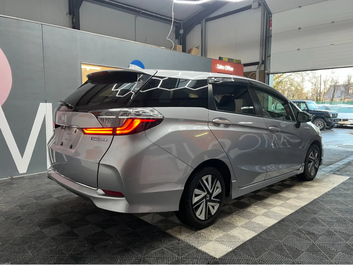 Honda Shuttle €16950! 2022 HONDA SHUTTLE HYBRID SE - Image 2