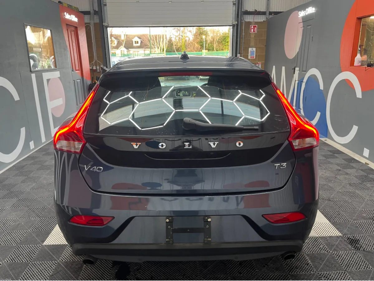 Volvo V40 €14950! 2017 VOLVO V40 AUTOMATIC  T3 KIN - Image 3