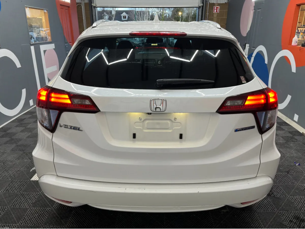 Honda Vezel €15950! 2015 HONDA VEZEL HYBRID Z 1.5 - Image 3