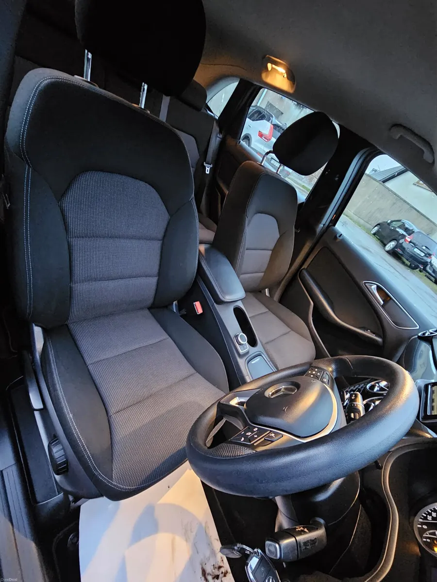 Mercedes-Benz B-Class 2014 low miles €8990 - Image 3