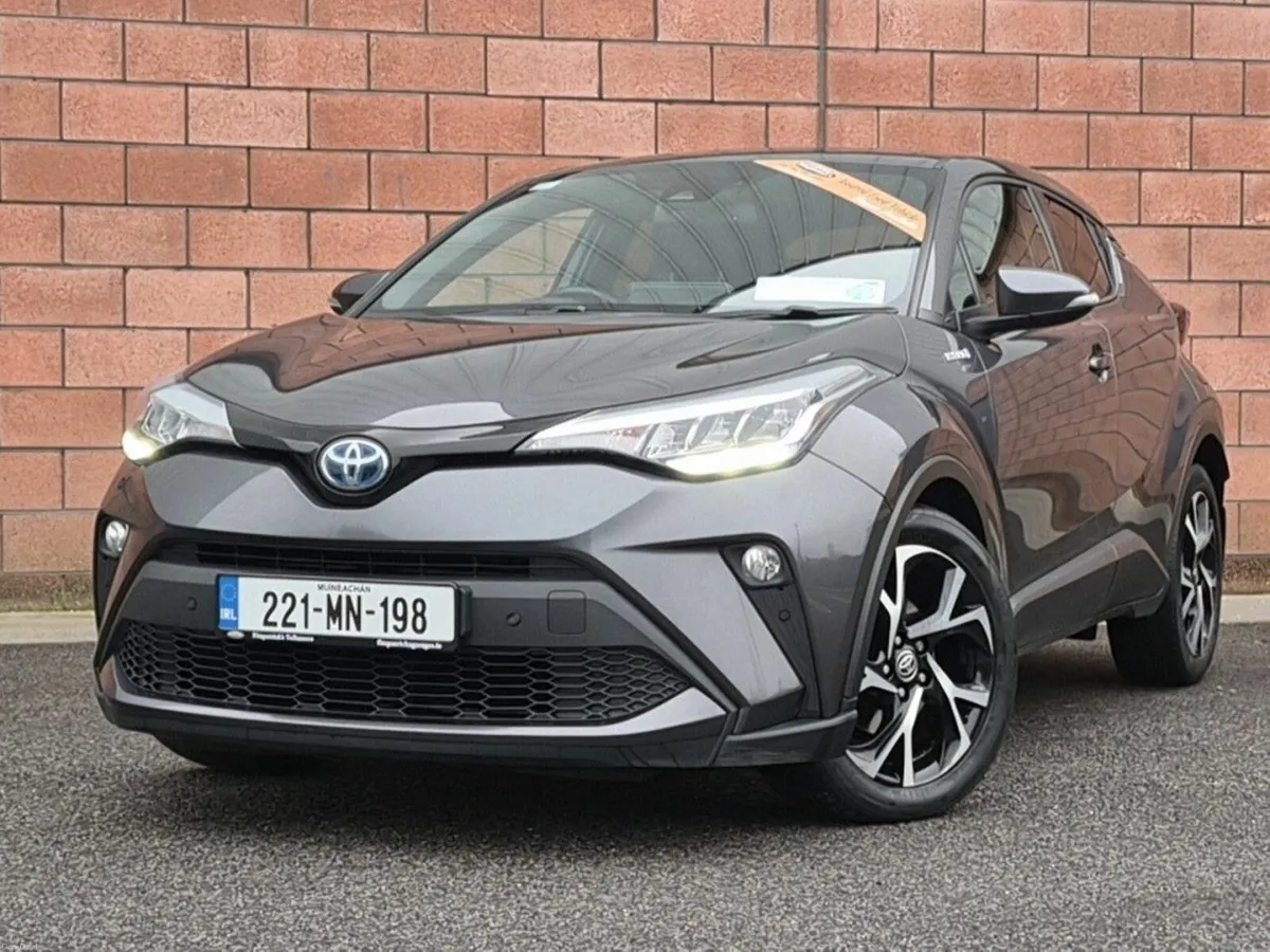Toyota C-HR Hybrid Sport. - Image 2
