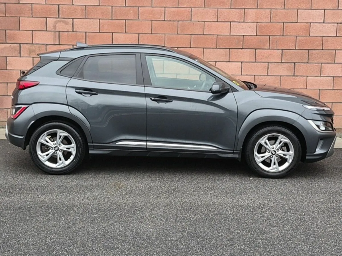 Hyundai KONA Executive Plus model 1 litre Turbo Pe - Image 4