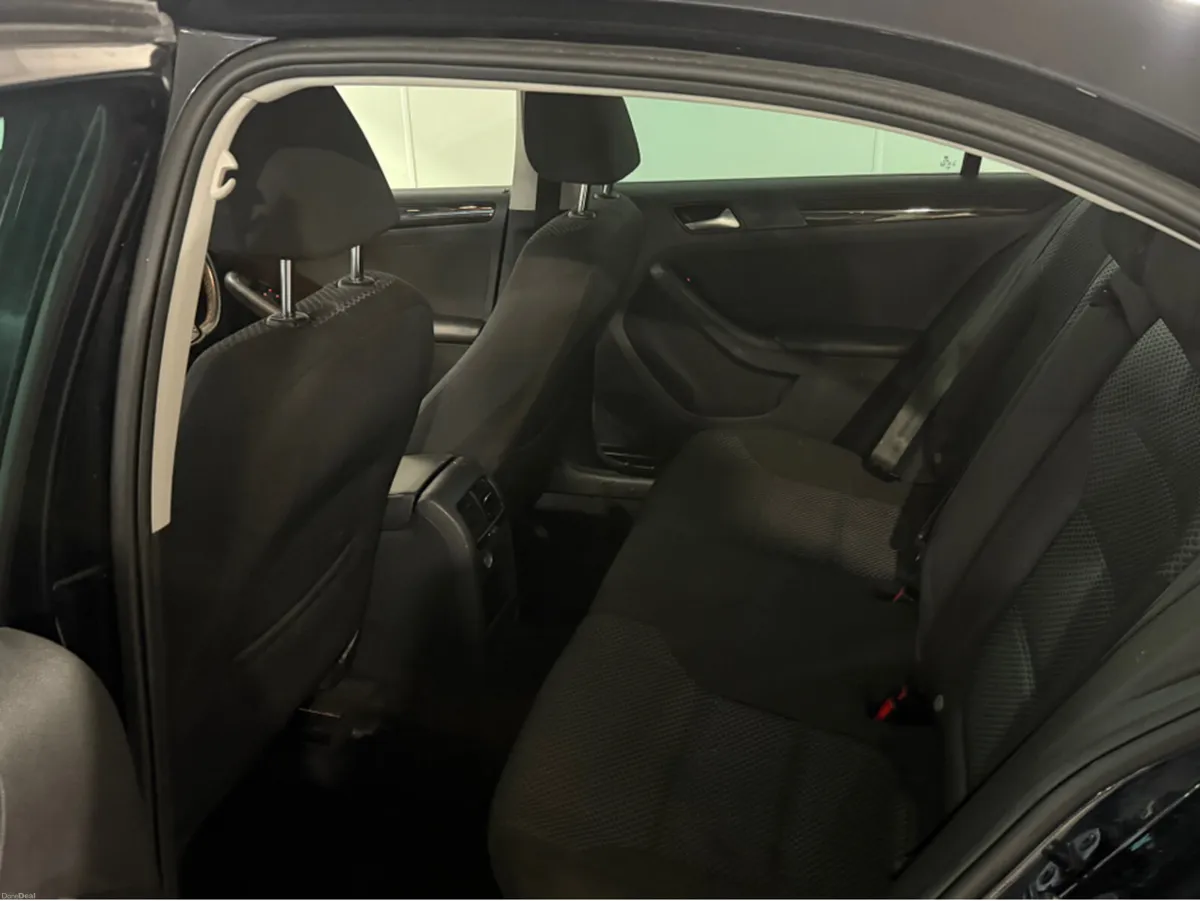 Volkswagen Jetta CL 2.0 TDI MANUAL 5SPEED 110BHP 4 - Image 4