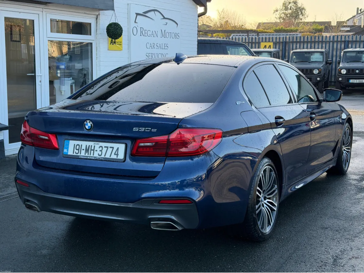 BMW 5-Series 530E M-SPORT AUTO - Image 4