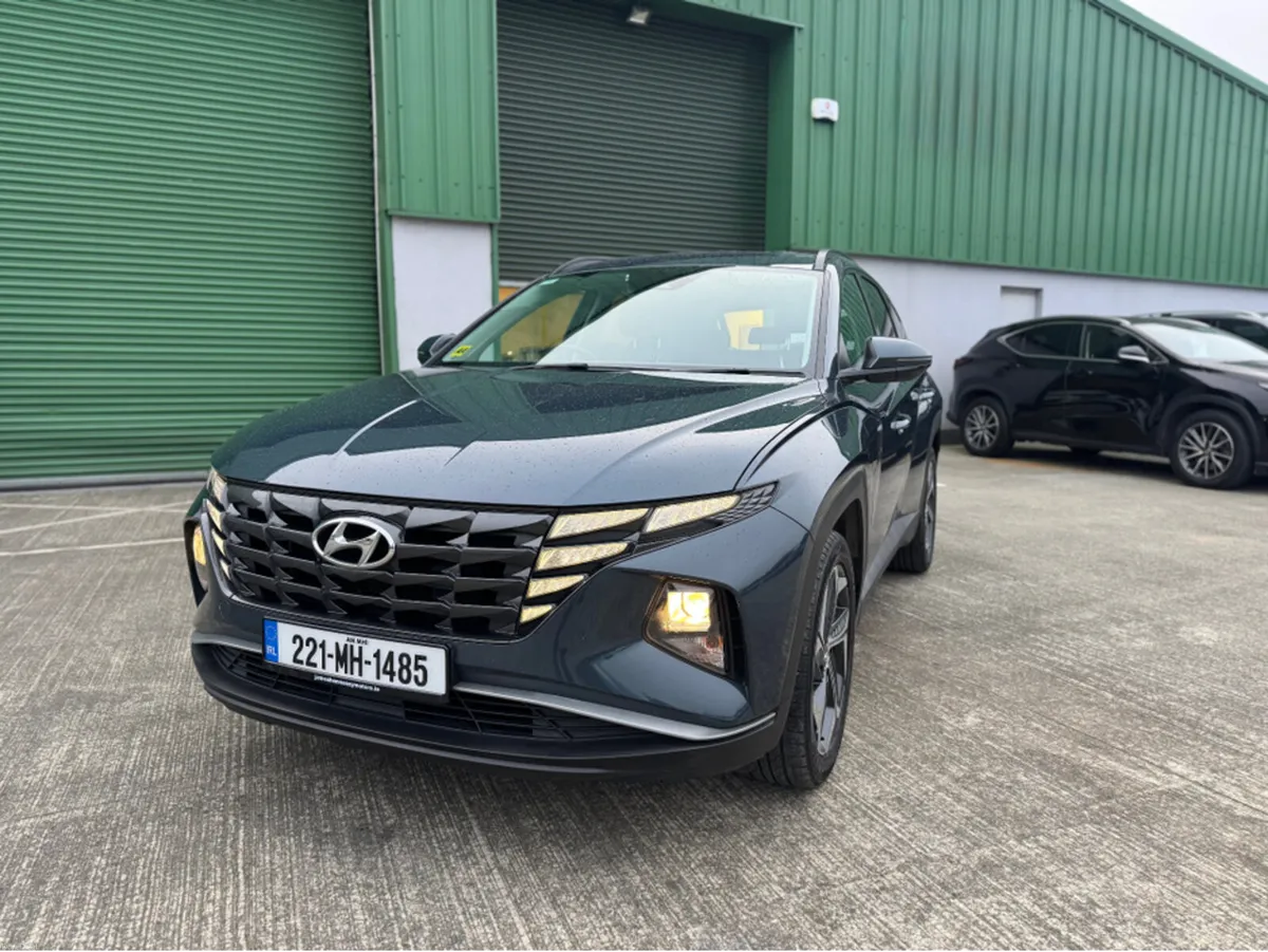 Hyundai Tucson EXECUTIVE 4WD 5DR AUTO - Image 2