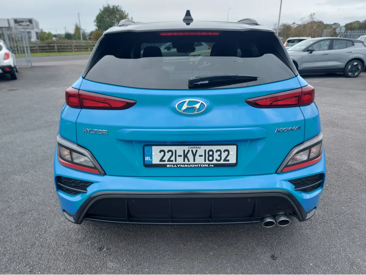 Hyundai KONA KAUAI 2TONE 5DR PETROL - Image 3
