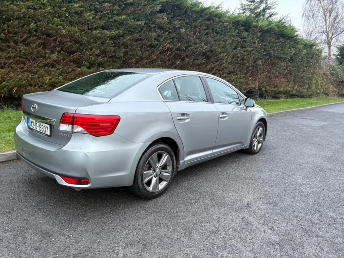 Toyota Avensis 2.0 D-4D AURA 4DR - Image 3