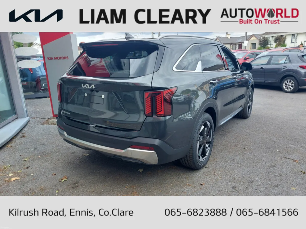 Kia Sorento 2.2D PE 7 STR 5DR 3.9% FINANCE AVAILAB - Image 3
