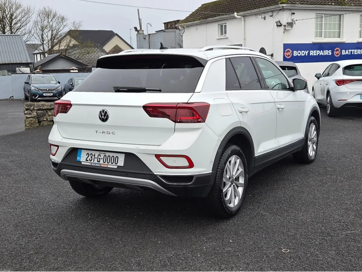Volkswagen T-Roc 2.0 Diesel Automatic - Image 5