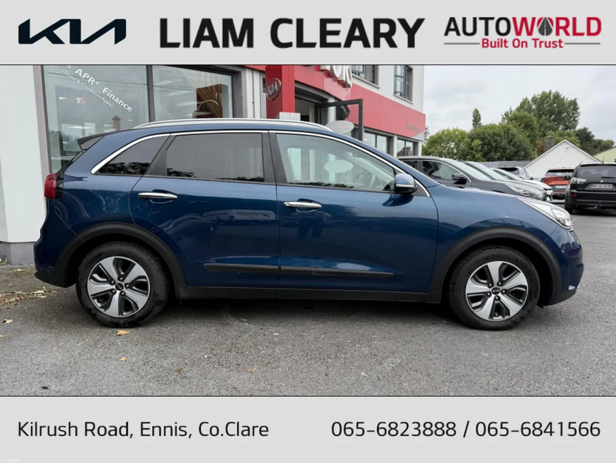 Kia Niro HYBRID EXL 5DR AUTO - Image 2