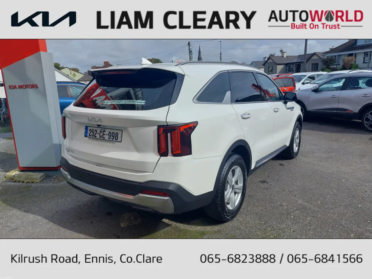Kia Sorento K2 5DR A... DELIVERY KMS ONLY - Image 3