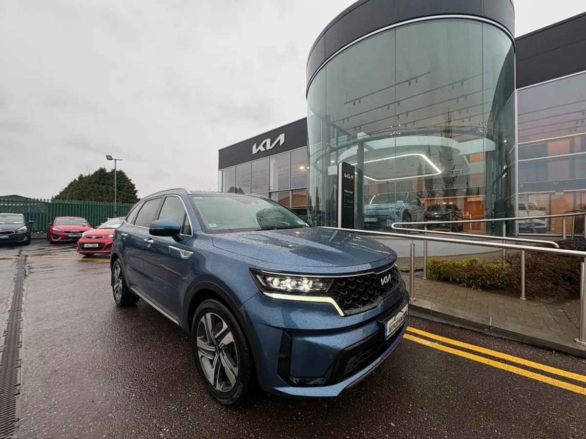 Kia Sorento DSL MY23 SAM 5DR Auto, warranty till 2 - Image 2