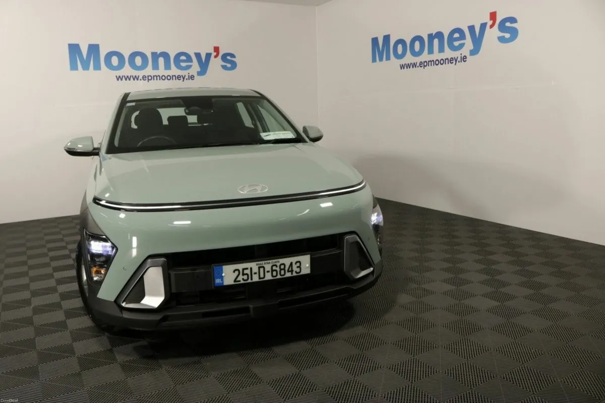 Hyundai KONA SIGNATURE 1.0L PETROL COMPACT SUV - Image 3
