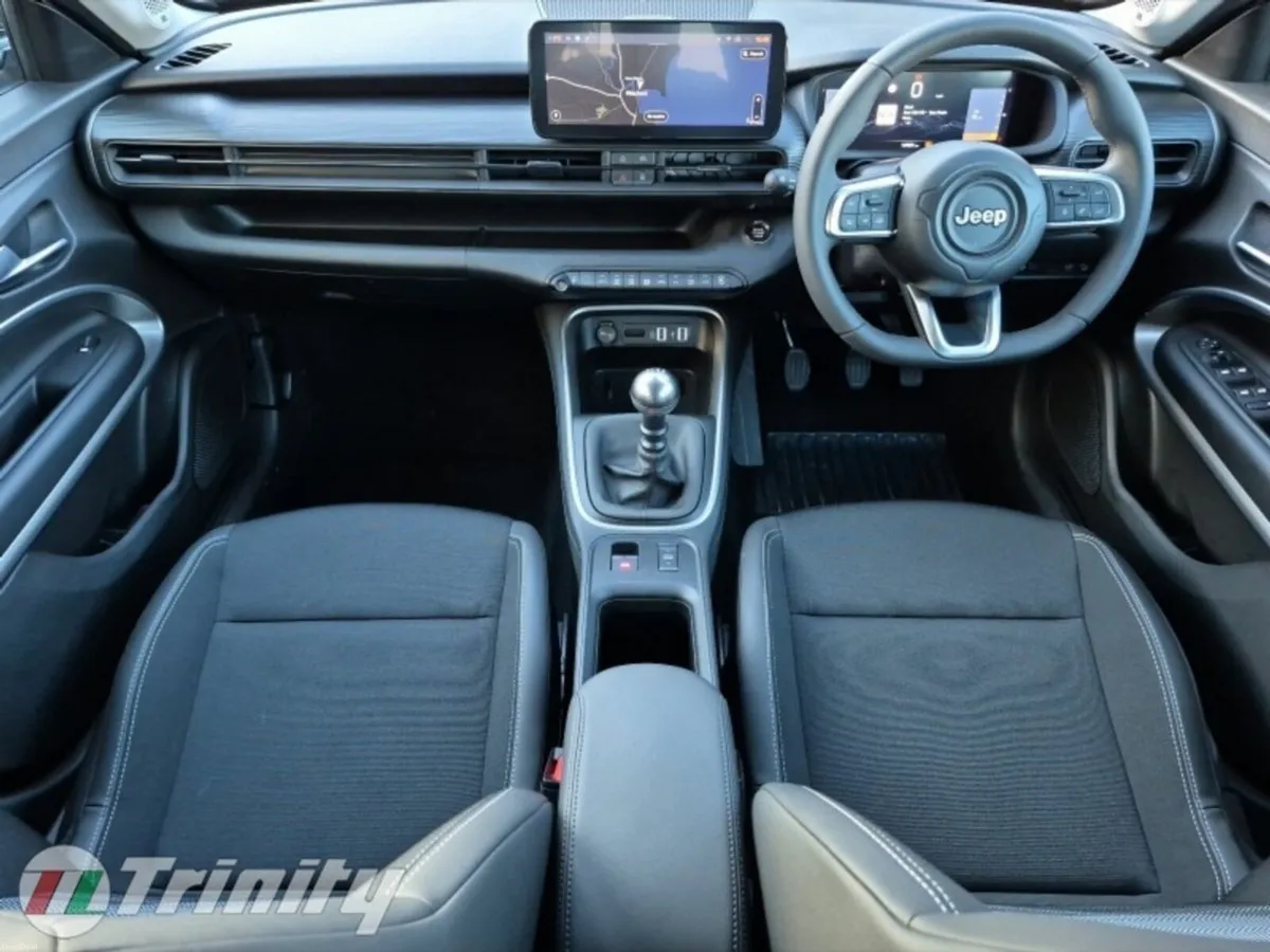 Jeep Avenger ** ALTITUDE ** 1.2 100 BHP ** TRINITY - Image 2