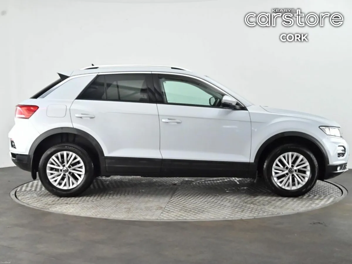 Volkswagen T-Roc 1.0 TSI 110bhp Design - Image 3