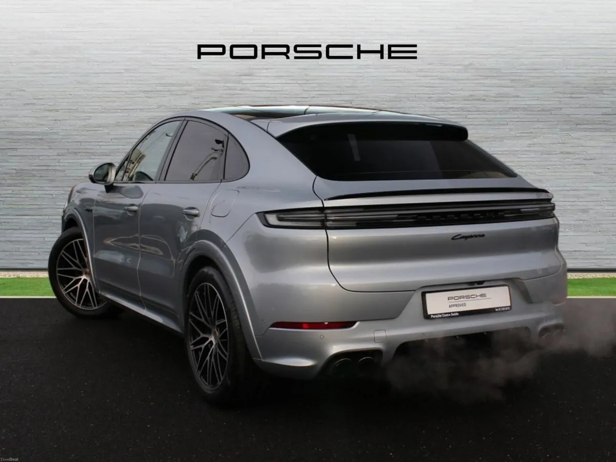 Porsche Cayenne E-Hybrid Coupe - Image 3