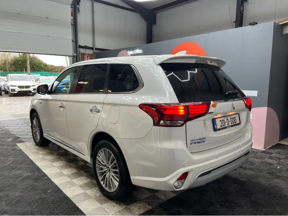 Mitsubishi Outlander €23950! 2020 MITSUBISHI OUTLA - Image 4