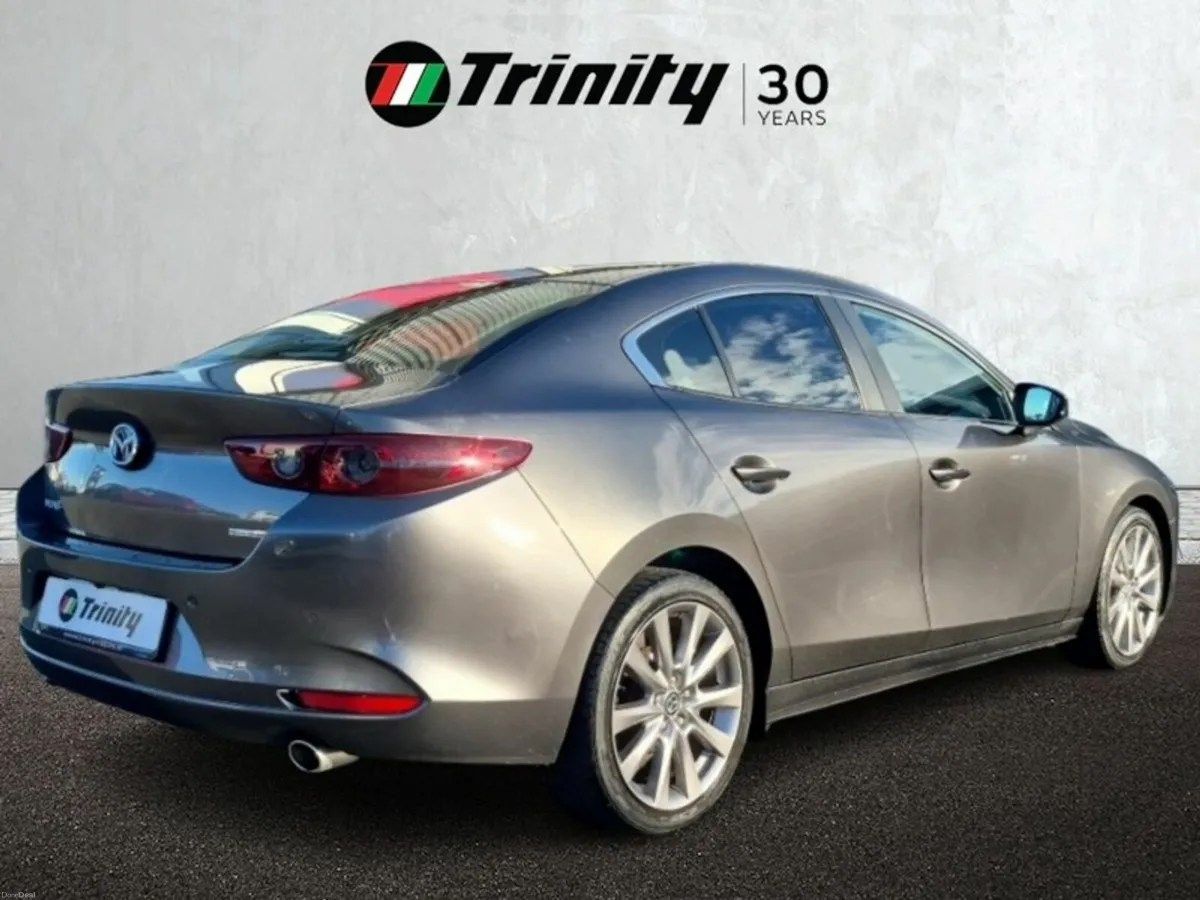 Mazda Mazda3 ** PLATINUM ** HUGE SPEC ** GREAT VAL - Image 3