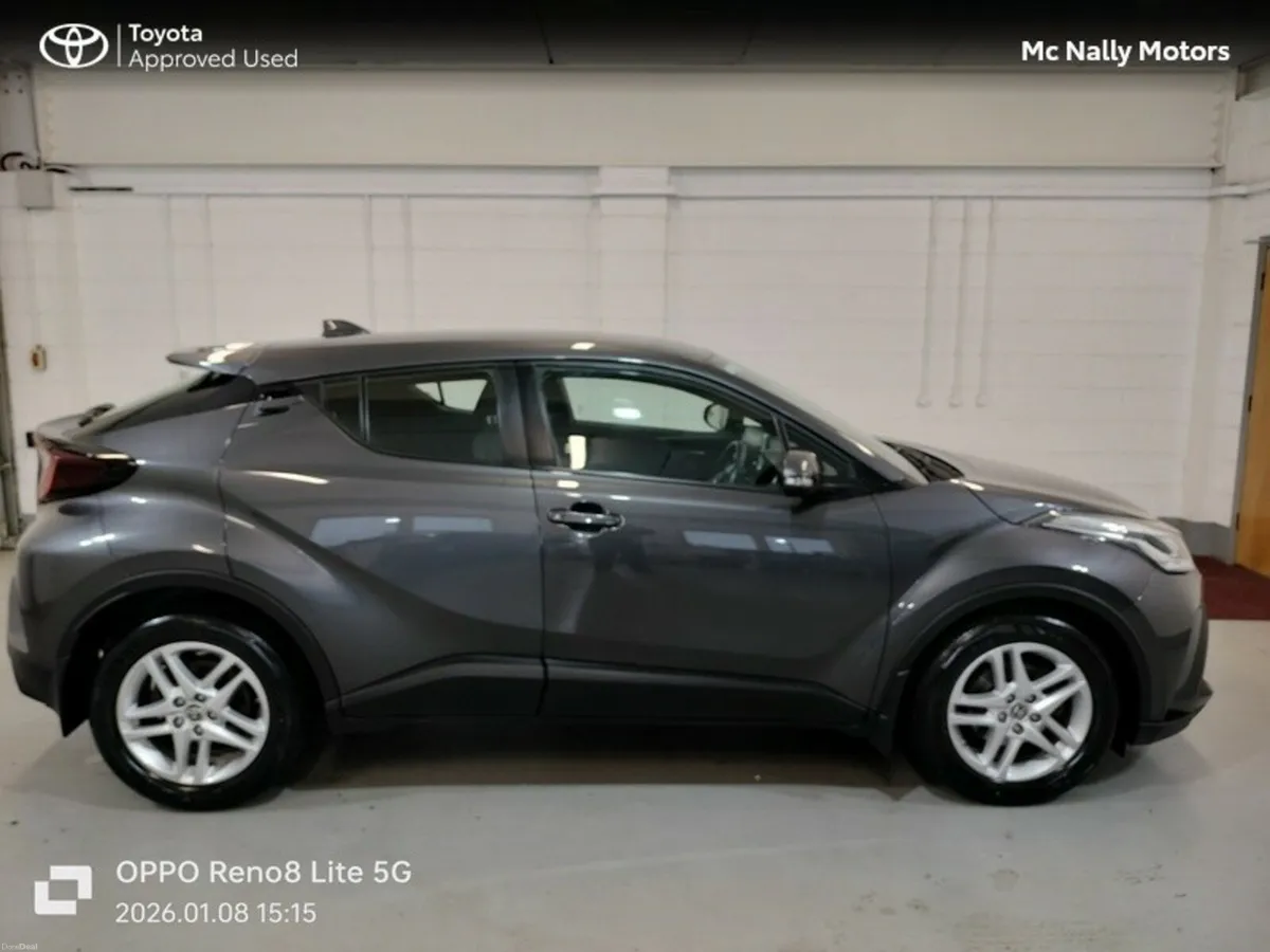 Toyota C-HR HYBRID LUNA - Image 4