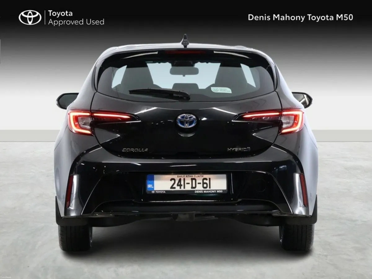 Toyota Corolla Luna Hatchback Hybrid - Image 4