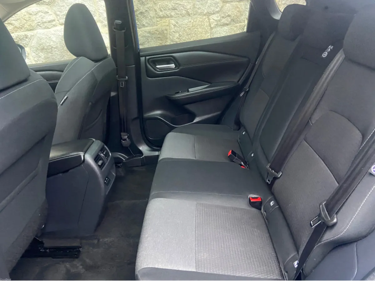 Nissan Qashqai EPOWER SV PREMIUM GR R RR AUTO**//* - Image 3