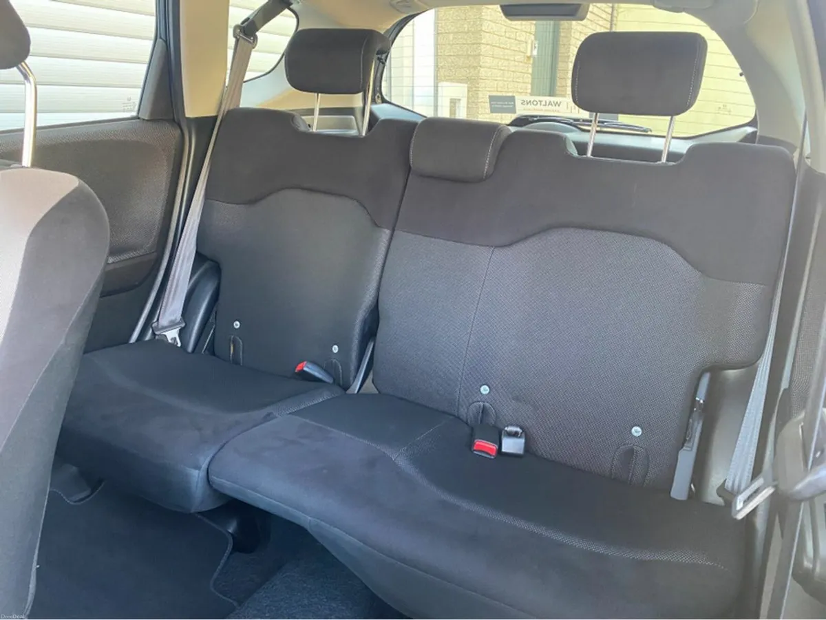 Honda Jazz 1.4 SI @ Waltons Garage Ranelagh - Image 4