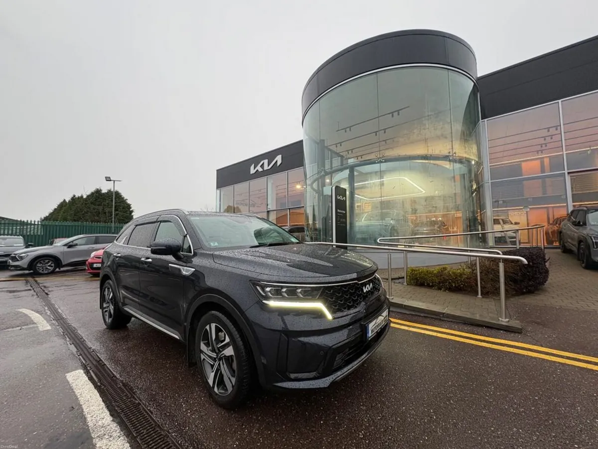 Kia Sorento *RESERVED AJ *7 Seater 2.2D 5DR Auto, - Image 2