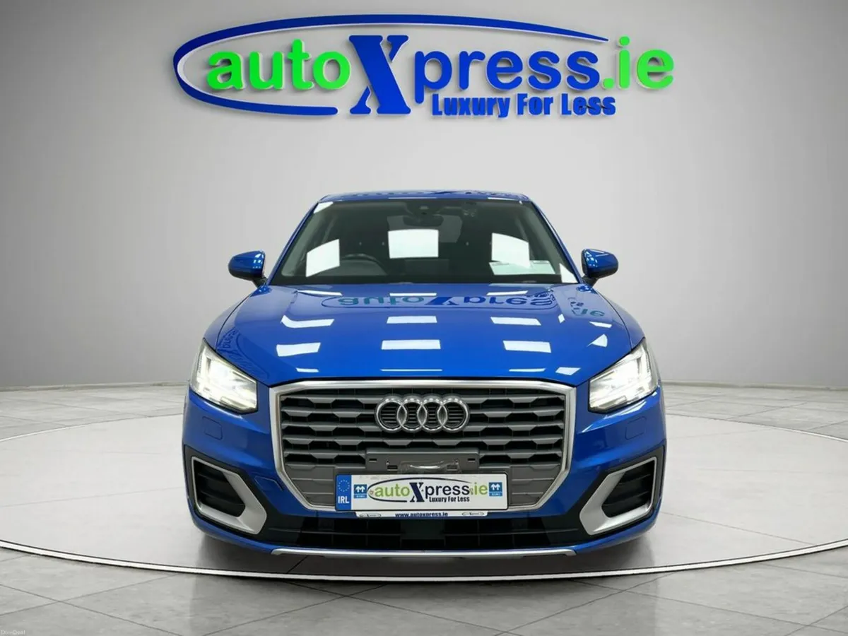 Audi Q2 30 TFSI SPORT Automatic, Reversing camera - Image 3