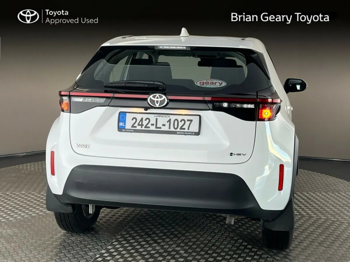 Toyota Yaris Cross LUNA Hybrid - Image 4