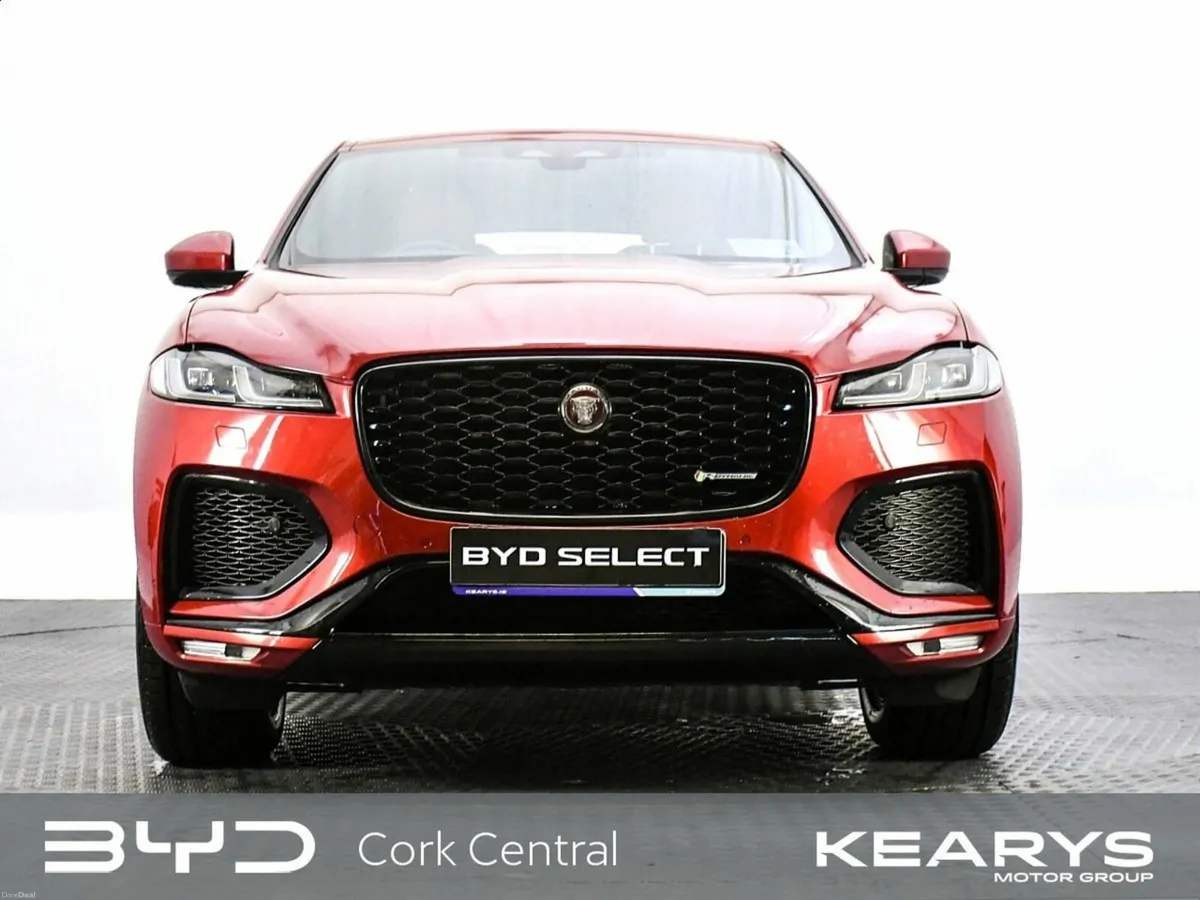 Jaguar F-Pace AWD PHEV R-DYNAM - Image 4